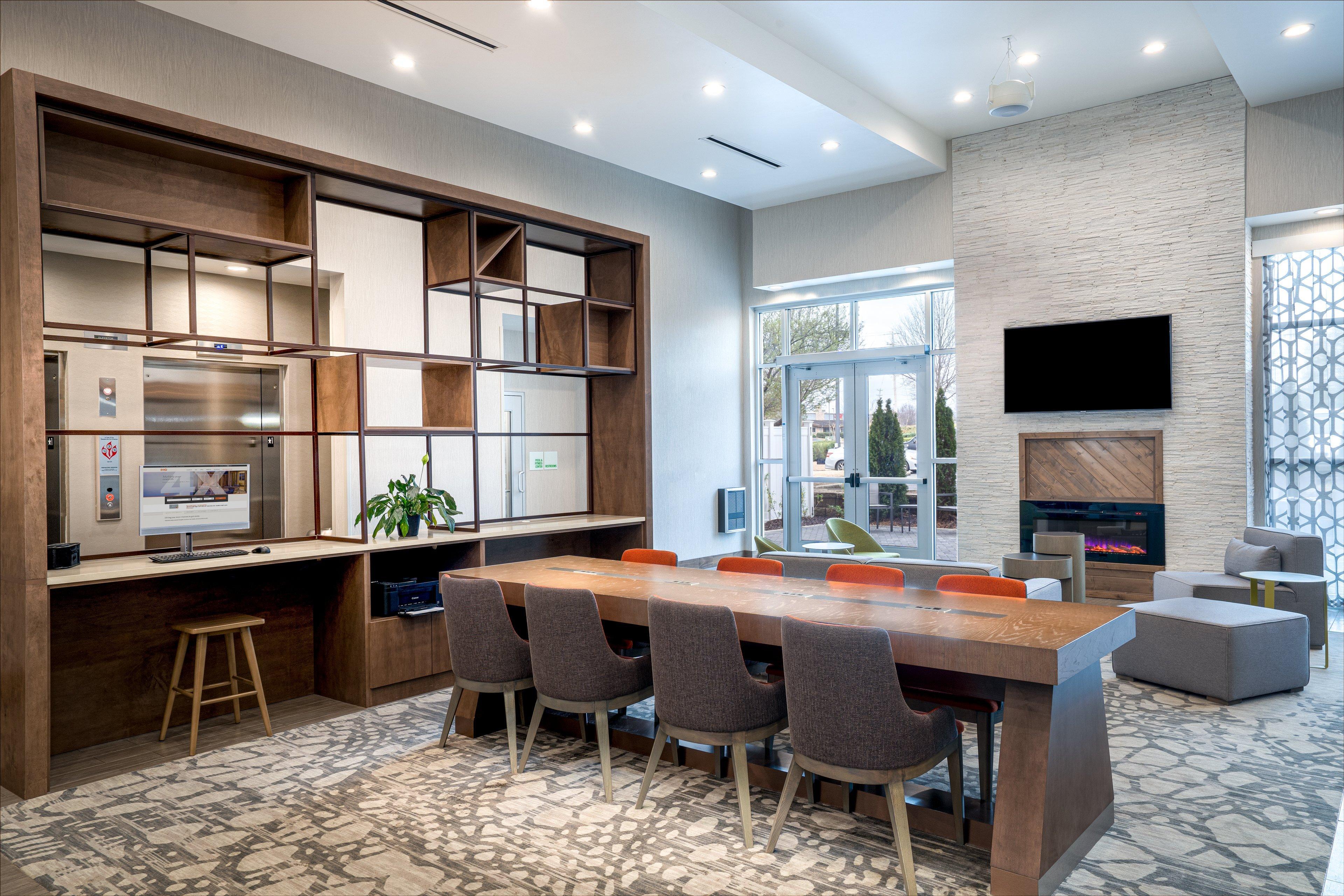 & Southeast-germantown By Ihg 3*
