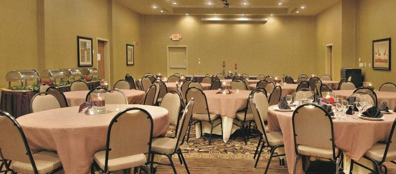 & Southeast-germantown By Ihg 3*